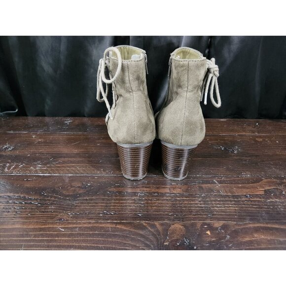 EUC Soda Green Faux Suede Lace Detail Ankle Zip Booties/Sz. 8 - Picture 6 of 9
